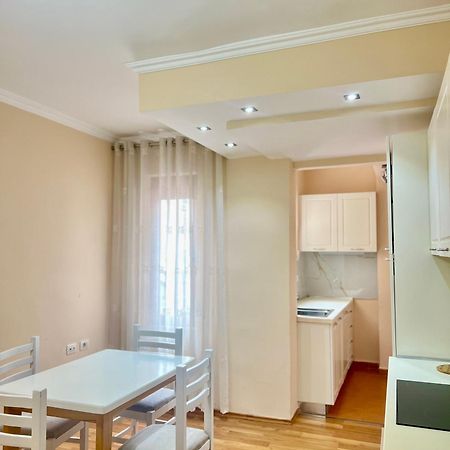 Skanderbeg Square Apartment 02 Tiran Dış mekan fotoğraf