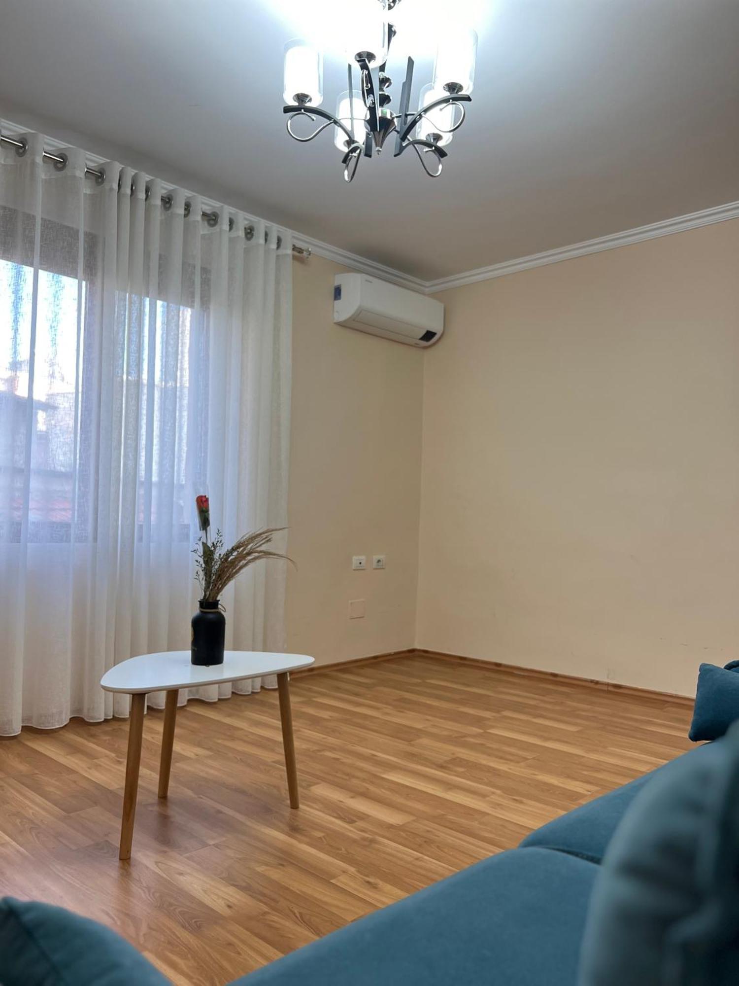 Skanderbeg Square Apartment 02 Tiran Dış mekan fotoğraf
